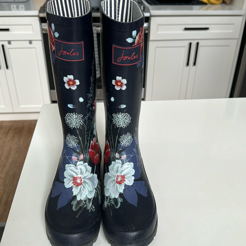 Joules Rain Boots- Great Condition (worn once or twice)